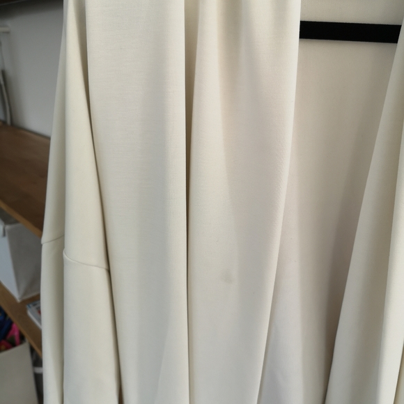 Okakie DROR Versatile soft touch "coat" - Picture 5 of 5